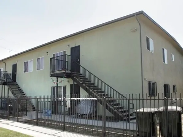 9004 S San Pedro St, Los Angeles, CA 90003