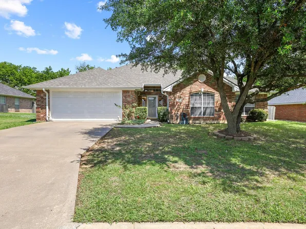 210 Bryant St, Pottsboro, TX 75076