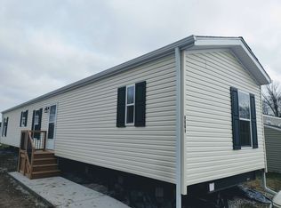 8668 Killy Ct #587, Newport, MI 48166