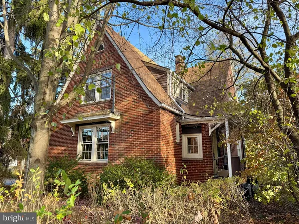 356 E Foster Ave, State College, PA 16801