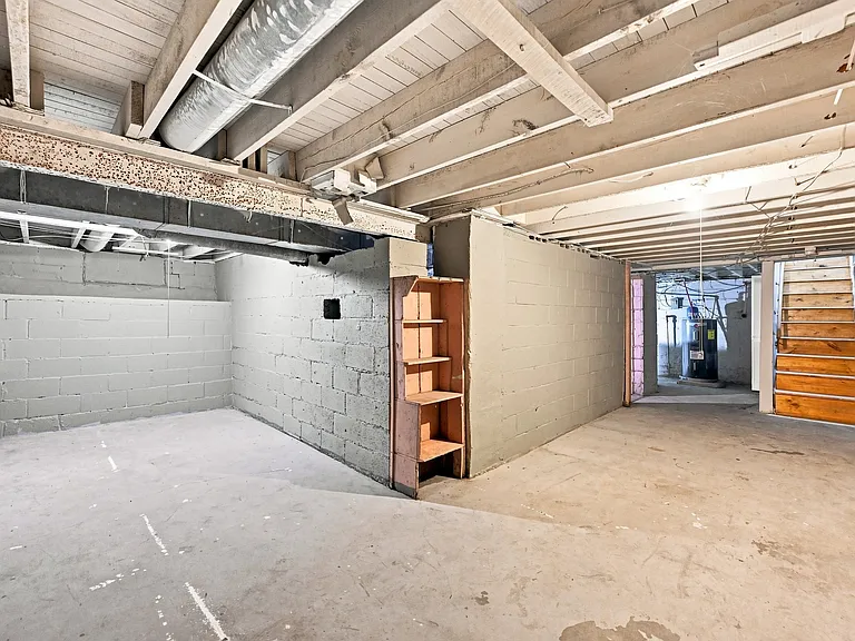 2942 Macpherson Ave — Photo 18