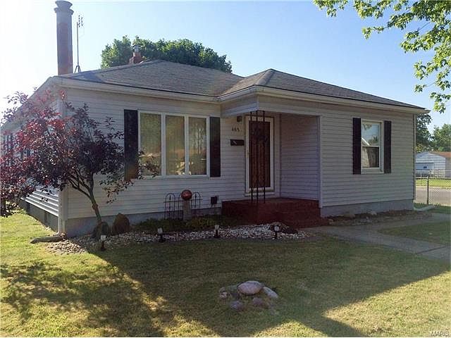 1st image of 403 Leslie Ave