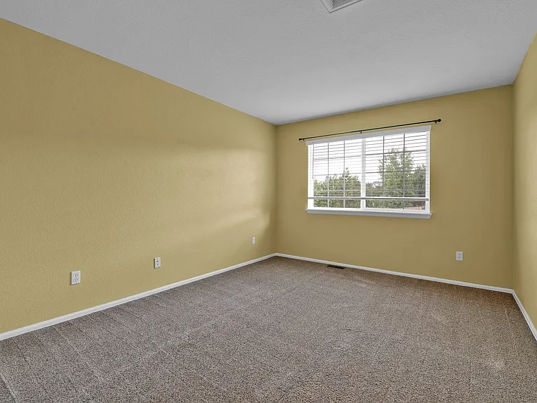 705 Witchhazel Ct — Photo 41