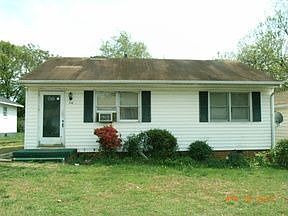 2nd image of 516 Bridges Dr