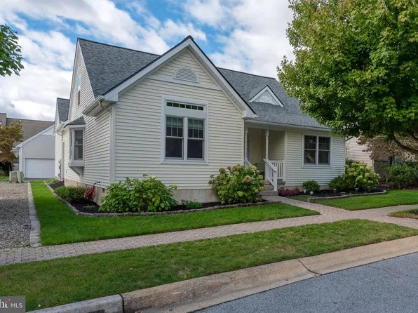 1008 Olympia St, Lititz, PA 17543