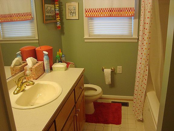 Main bath 