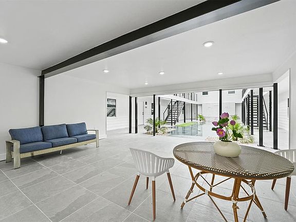 3rd image of 712 Ball St APT 101