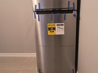 1061 E 80th St APT 1S, Chicago, IL 60619