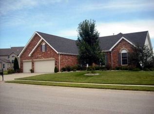 1004 Pebble Beach Dr, Caseyville, IL 62232