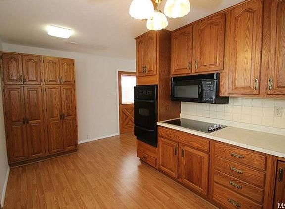 5th image of 4111 Celtic Ct