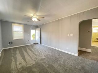 313 N 8th Ave, Hopewell, VA 23860