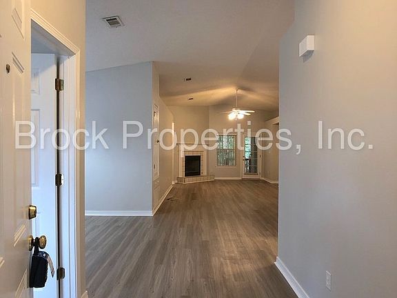 4th image of 6372 Mers Ln
