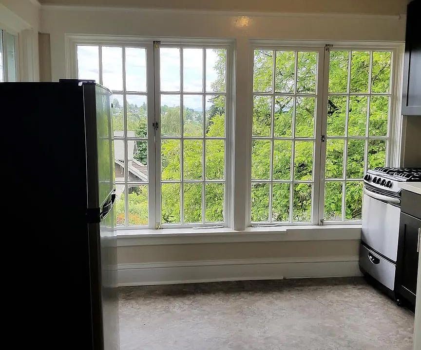 1st image of 5703 18th Ave NE APT 5
