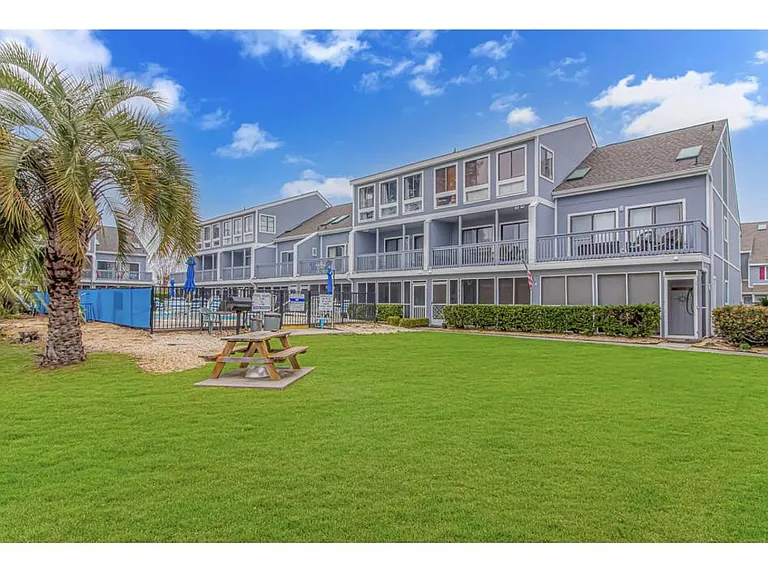 1881 Colony Dr #8O — Photo 20
