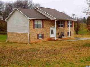 502 Academy Dr, Seymour, TN 37865