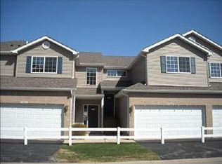 1902 Paddock Ct, Belvidere, IL 61008