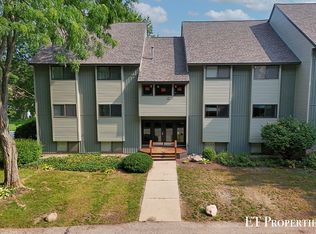 6681 Boca Vista Dr NE UNIT 201, Rockford, MI 49341