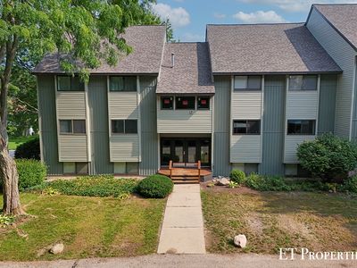 6681 Boca Vista Dr NE Unit 201, Rockford, MI, 49341