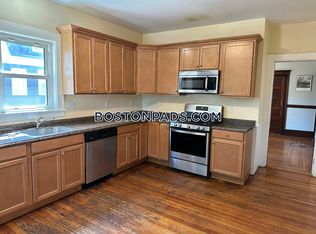 89 Winthrop St #2, Medford, MA 02155