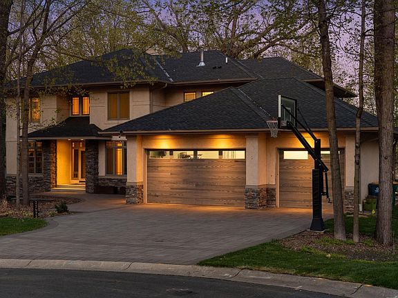 3rd image of 25695 Maple View Ct