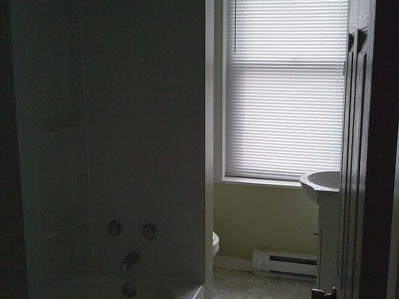 2nd floor bath