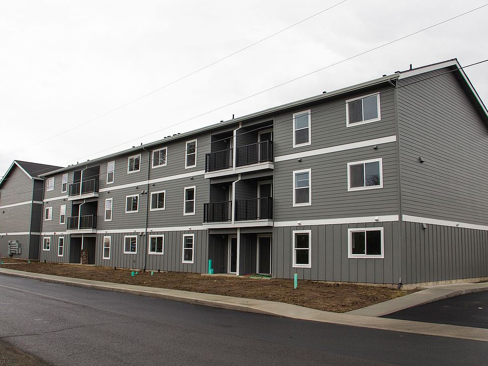 1st image of 79 NE Skipanon Dr APT C302