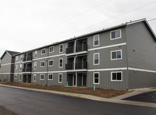79 NE Skipanon Dr APT C302, Warrenton, OR 97146