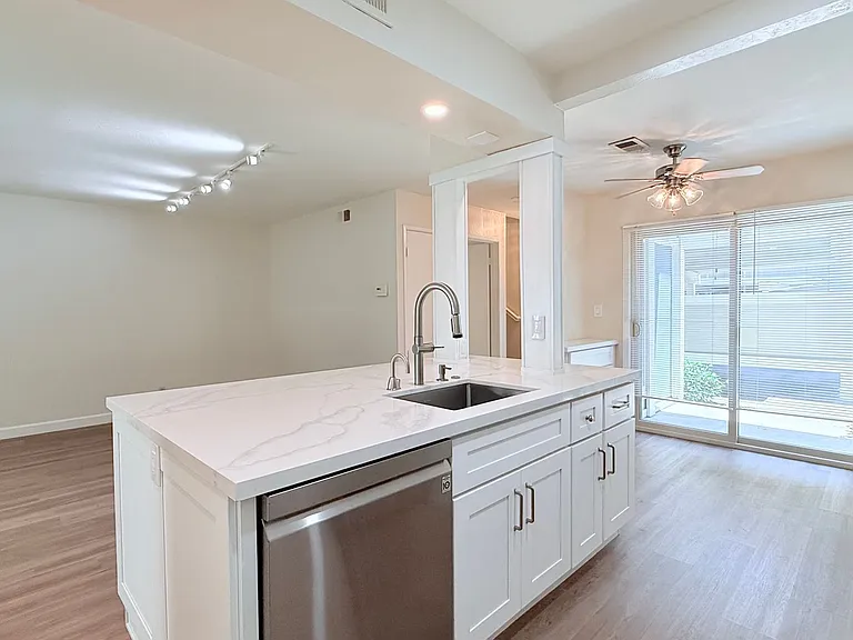 1065 San Ramon Valley Blvd — Photo 13