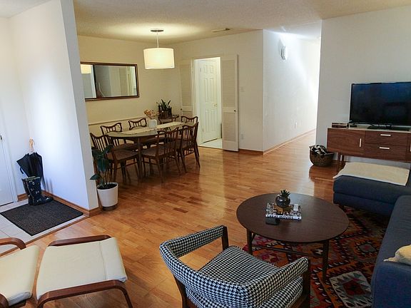 3rd image of 14465 Misty Meadow Ln