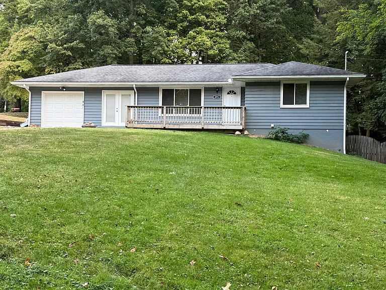 4953 Stevens Rd Front view