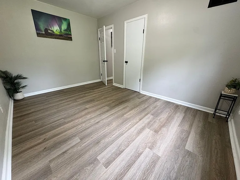 4351 Texas St — Photo 19