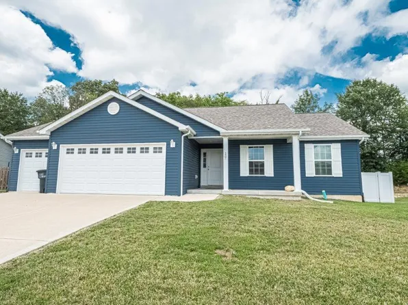 137 Linder Ln, Winfield, MO 63389