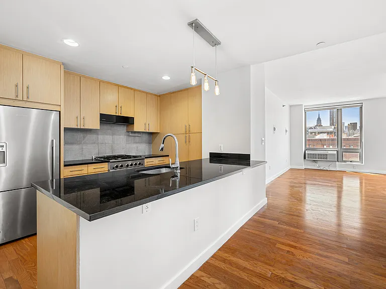 48-15 11th St #5A — Photo 10