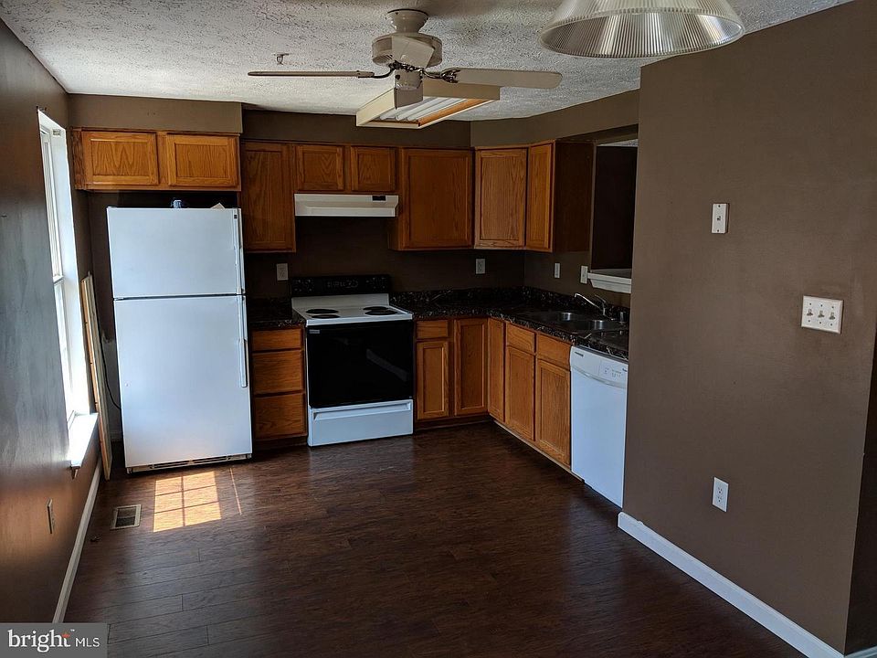 2nd image of 8739 Chesapeake Lighthouse Dr