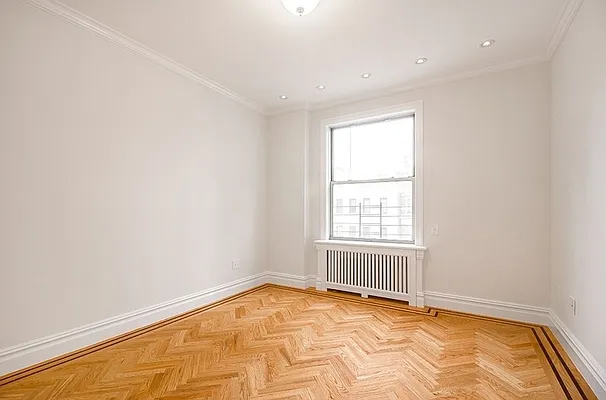 Rented by Manor Management | media 31