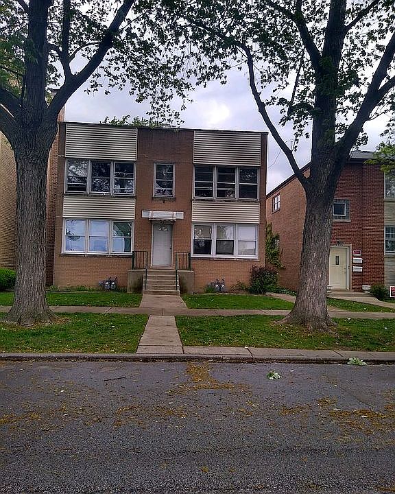 2nd image of 4820 Mulford St APT 1W