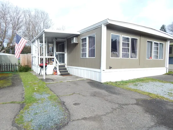 1246 N 2nd Ave #7, Gold Hill, OR 97525