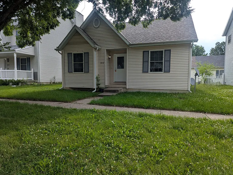 1512 Montgomery St #1 — Photo 1