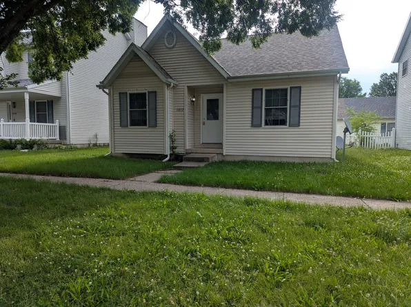 1512 Montgomery St #1, Urbana, IL 61802