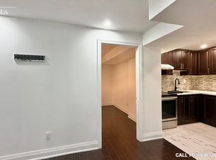 1138 Ravenscroft Rd #2, Ajax, ON L1T4E5