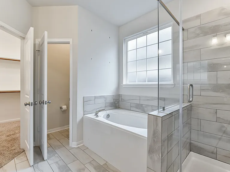 6306 Golden Gate Dr — Photo 6