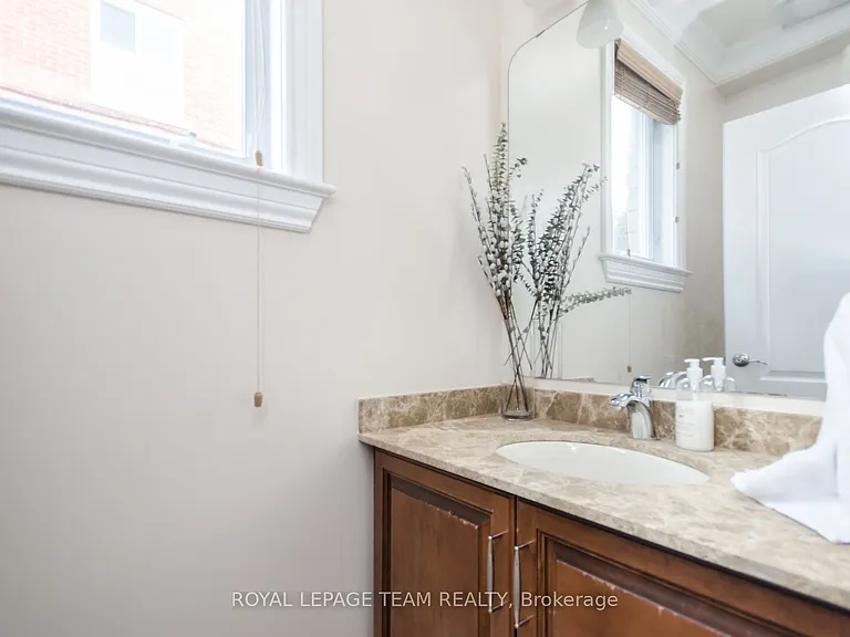 526 Hilson Ave #A — Photo 8