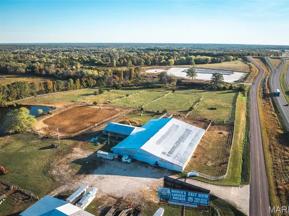 24325 Vinyard Rd, Cuba, MO 65453