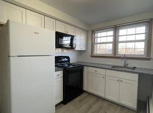 307 Washington St #15032669, Weymouth, MA 02188