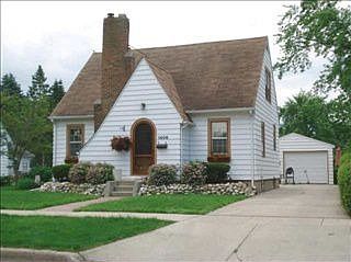 5th image of 1406 Josephine St