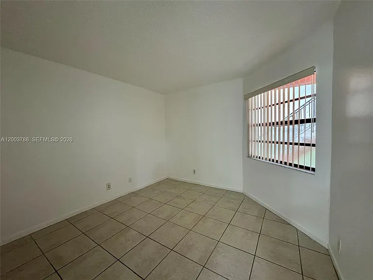 4033 Lakeside Dr #4033 — Photo 21