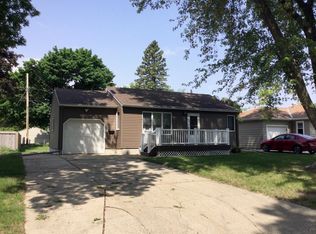 1103 Hoffman Ave, Albert Lea, MN 56007