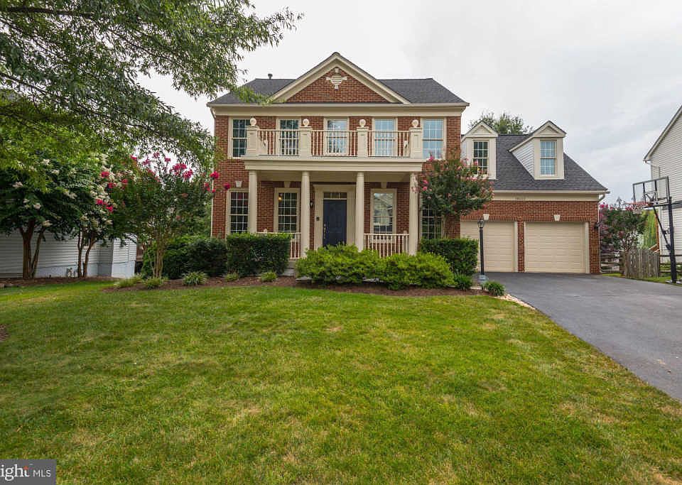 1st image of 19021 Snowberry Ct
