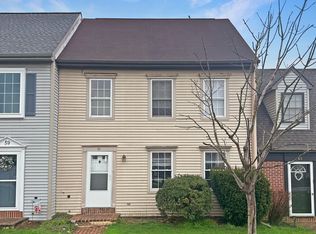 61 Carriage House Dr, Willow Street, PA 17584