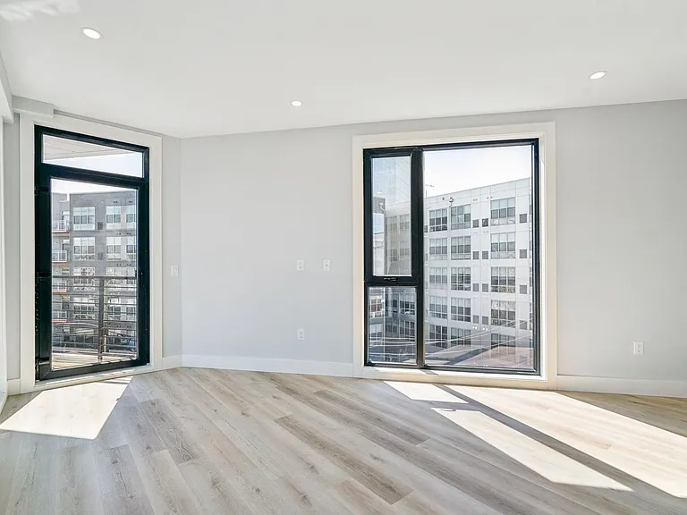 Triad Apartments: Brand New near Drexel & Penn — Photo 53